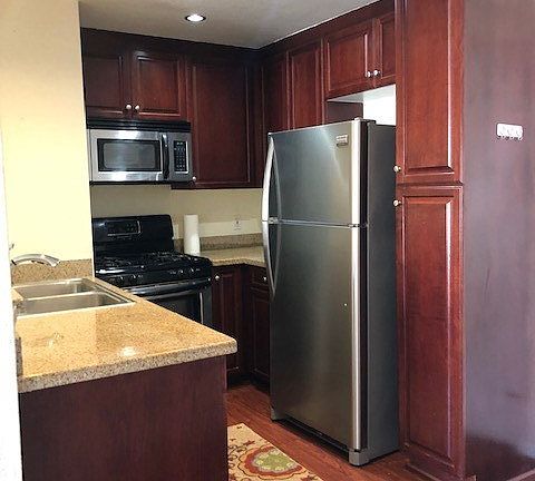 5th image of 5515 Canoga Ave APT 232