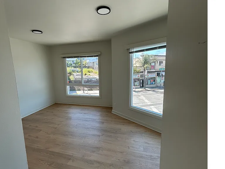 3001 San Bruno Ave #3 — Photo 9