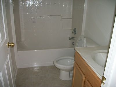 5th image of 504 Cadiz Dr