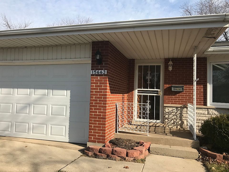 1st image of 15663 Dante Dr