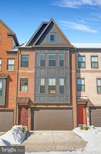 3871 Rainier Dr, Fairfax, VA, 22033