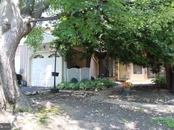 1107 Stewart Pl, Philadelphia, PA 19116