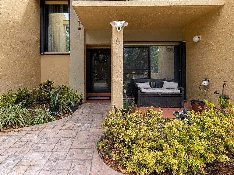 720 E Coco Plum Cir #5 — Photo 34