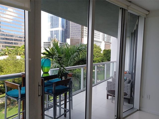 1st image of 495 SE Brickell Ave