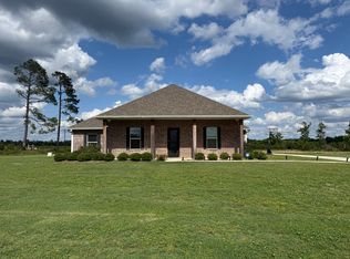107 Liberty Dr, Leesville, LA 71446