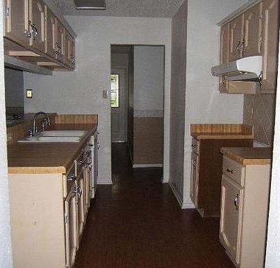 5th image of 15022 BREEZY BEND