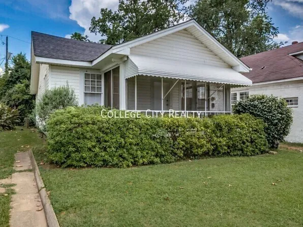 2005 8th St, Tuscaloosa, AL 35401