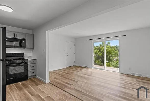 2543 Mary Ave #2543G — Photo 4