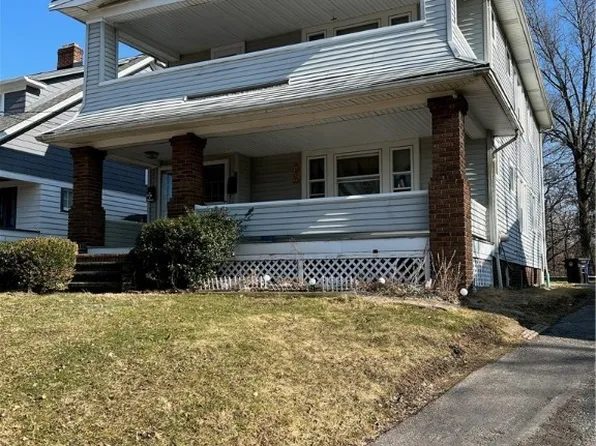 17814 Dillewood Rd, Cleveland, OH 44119