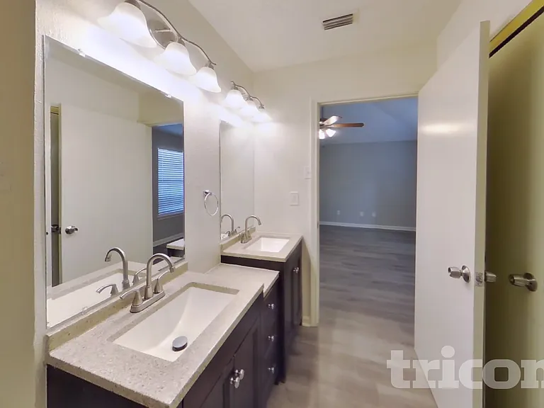 1252 Payne Dr — Photo 8