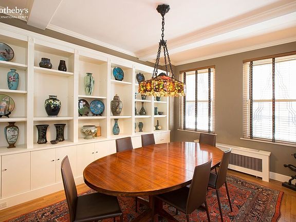 3rd image of 434 E 52nd St APT 1G