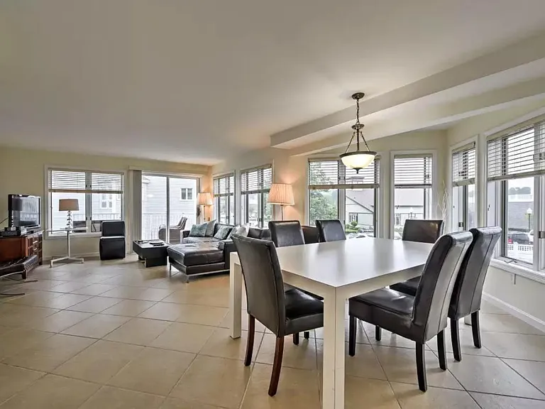 22 Oceanside Pl — Photo 34