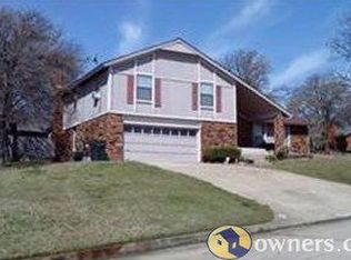 1102 Dawn Pl, Sapulpa, OK 74066