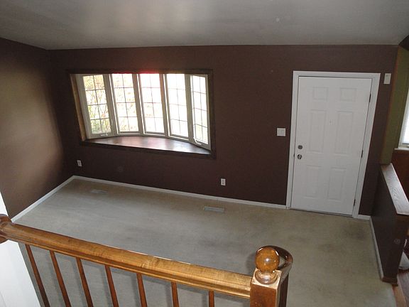4th image of 20031 Maplewood St