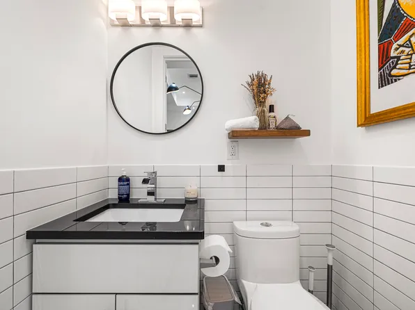 456 Bainbridge Street image 21 of 40