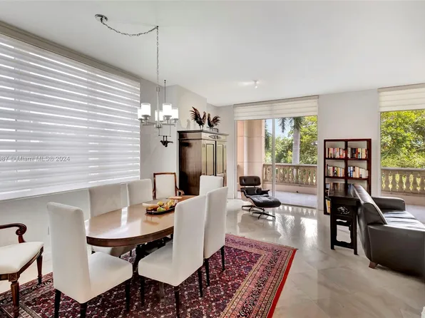 626 Coral Way APT 305, Coral Gables, FL 33134