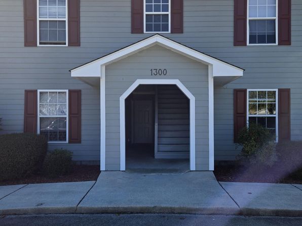 1300 Hammock Ln APT 2