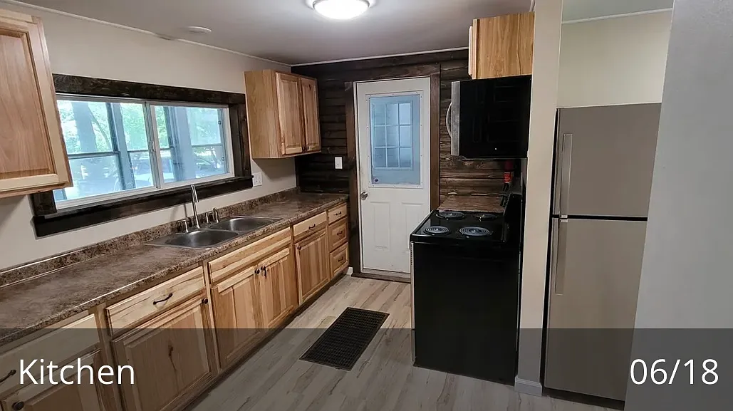 5 bed, 2392 sqft, $517 — Photo 2