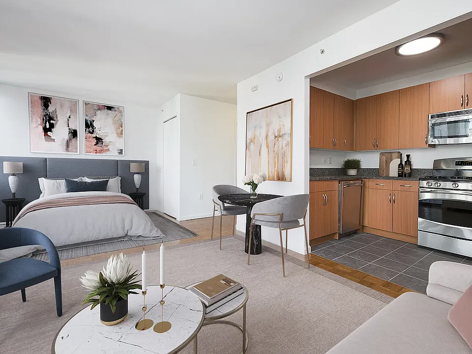 100 W 26th St #23-C