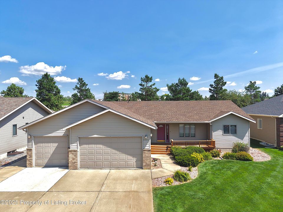 1st image of 2052 Prairie Oak Dr