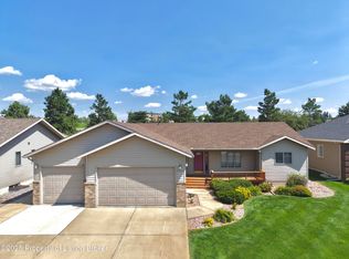 2052 Prairie Oak Dr, Dickinson, ND 58601