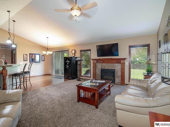 4th image of 8203 S 62nd St