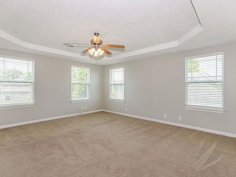 3315 Velvet Ct — Photo 8