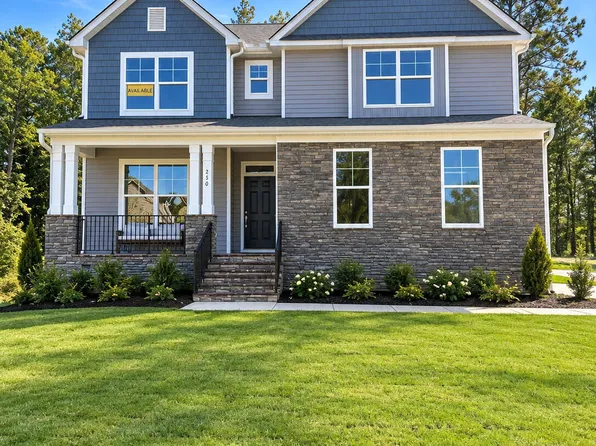 250 Rising Star Dr, Clayton, NC 27520