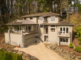 18493 Ray Ridge Dr, Lake Oswego, OR 97034