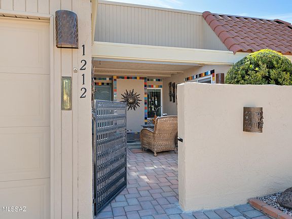 5th image of 1212 N Abrego Dr
