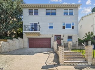 98 Park Pl, Kearny, NJ 07032