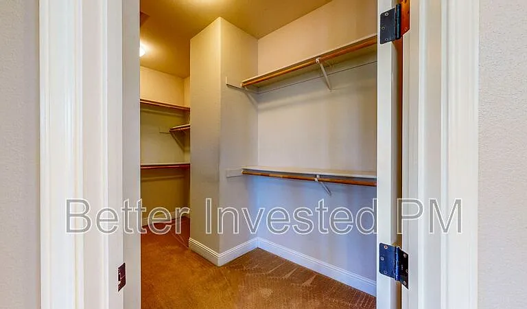 1221 Castellana Ln — Photo 22