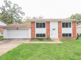 6327 Sean Pkwy, Saint Louis, MO 63129