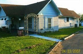 2nd image of 402 S Glenn English St