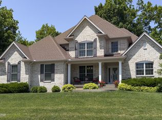 1423 Aaron Creek Dr, Fisherville, KY 40023