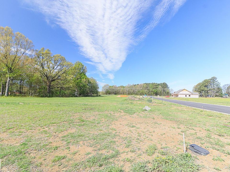 1st image of 103 Horseshoe Creek Dr