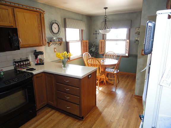 4th image of this home
