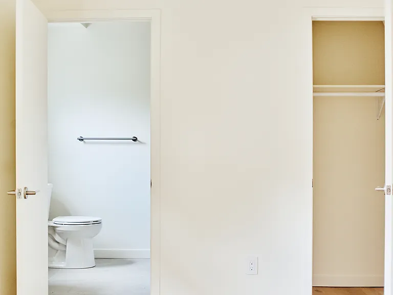3743 Locke Ave — Photo 11