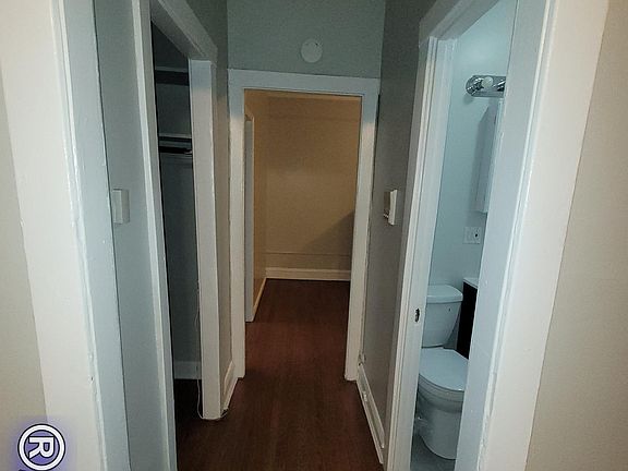 2nd image of 1458 W Thorndale Ave #3