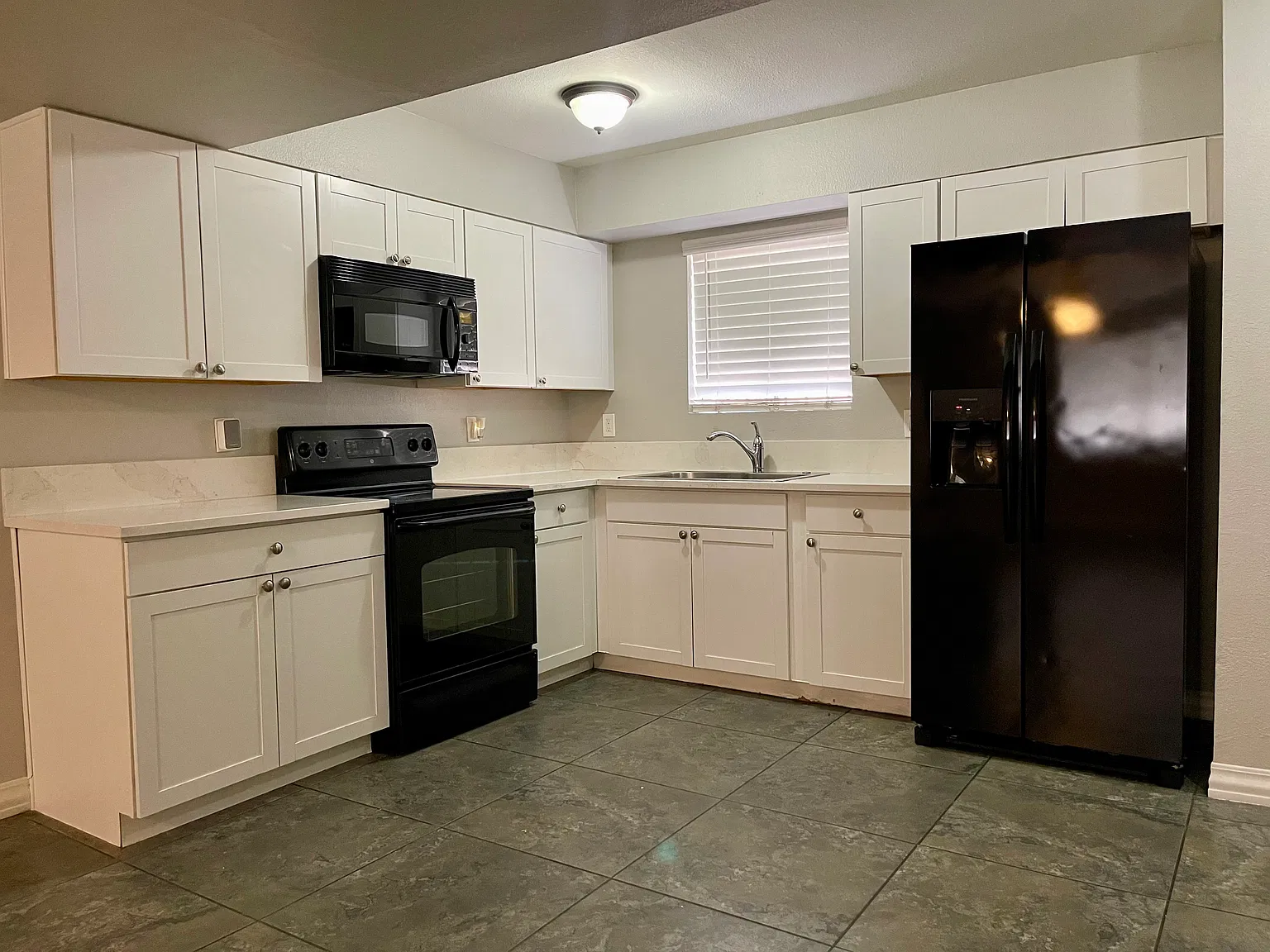 3502 Rio Robles Dr — Photo 3
