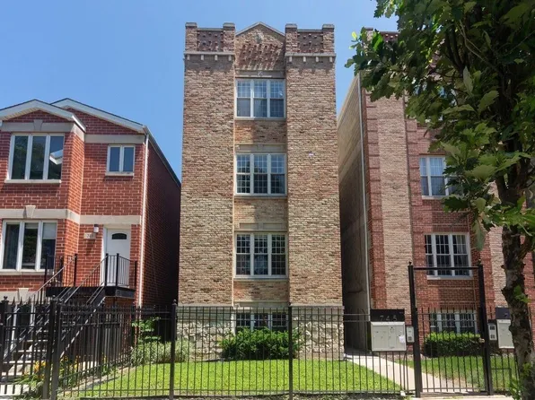 745 S Claremont Ave, Chicago, IL