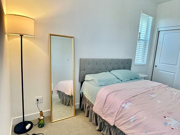 5th image of 521 Embrook Way #521