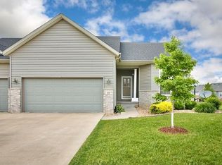 3022 Brookvalley Ct, Marion, IA 52302