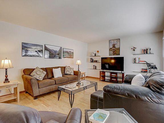 2nd image of 5304 Woodbridge Ln S #5304