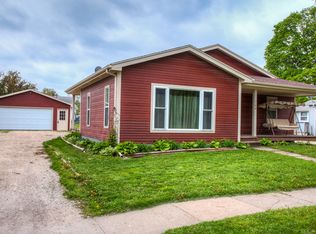 704 E Jefferson St, Winterset, IA 50273