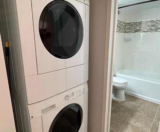 4th image of 5300 Holmes Run Pkwy APT 219
