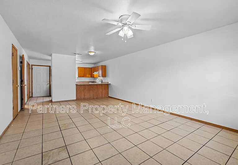 888 S Curtis Ave #1 — Photo 10