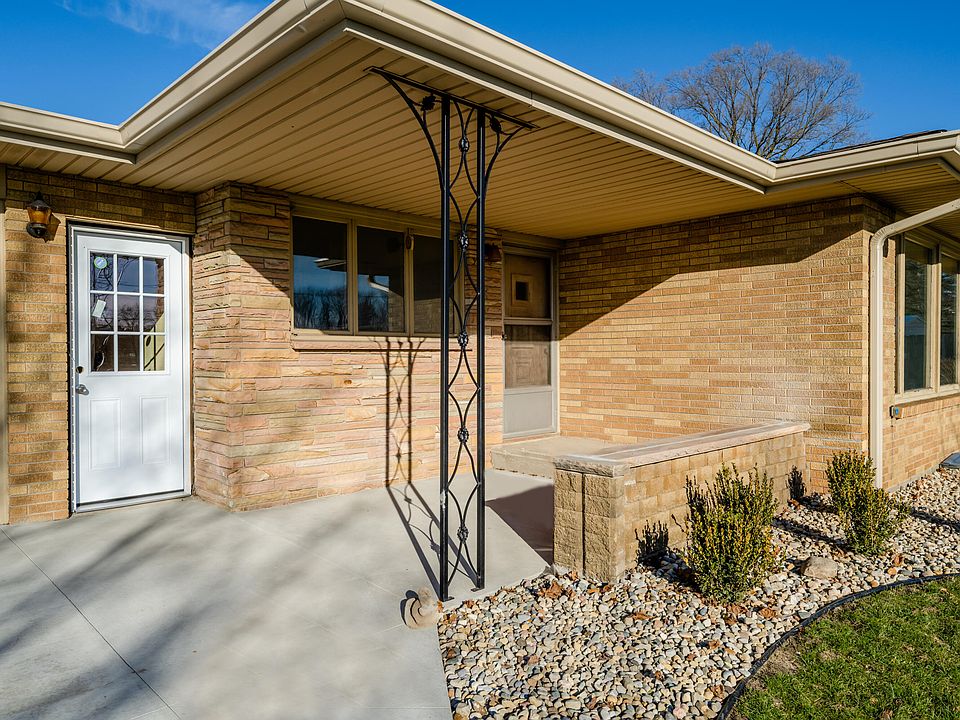 1337 W John Beers Rd, Stevensville, MI 49127 Zillow