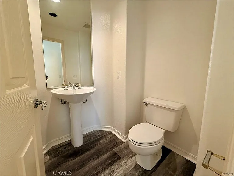 27461 Glenwood Dr — Photo 21