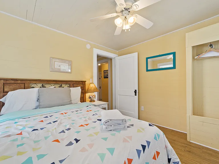 1420 Holly Driveunit B — Photo 7